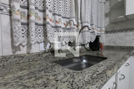 Casa à venda com 110m², 2 quartos e 2 vagasCozinha