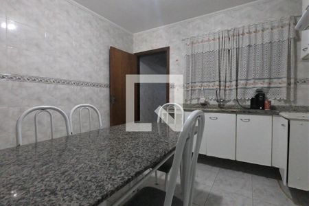 Casa à venda com 110m², 2 quartos e 2 vagasCozinha