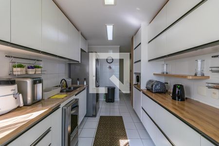 Apartamento para alugar com 202m², 3 quartos e 3 vagasCozinha