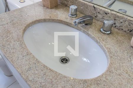 Apartamento para alugar com 202m², 3 quartos e 3 vagasDetalhe do Banheiro da Suíte 1