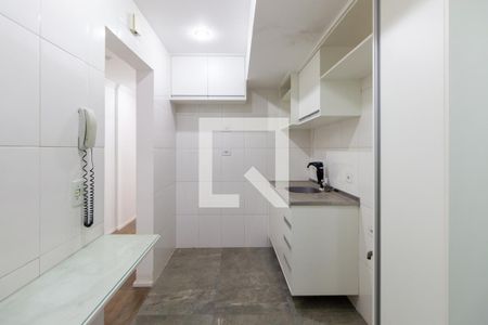 Cozinha de apartamento para alugar com 1 quarto, 40m² em Bela Vista, São Paulo