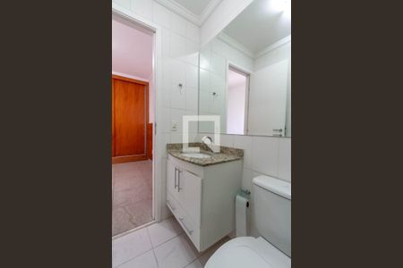 Apartamento para alugar com 92m², 2 quartos e 2 vagas Apartamento para alugar com 92m², 2 quartos e 2 vagasBanheiro da suíte