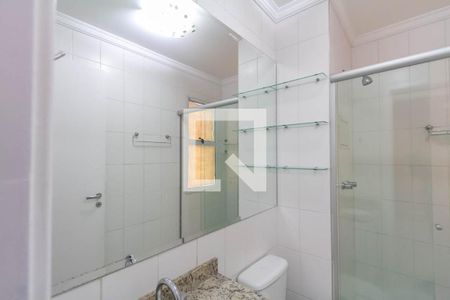 Apartamento para alugar com 92m², 2 quartos e 2 vagas Apartamento para alugar com 92m², 2 quartos e 2 vagasBanheiro da suíte