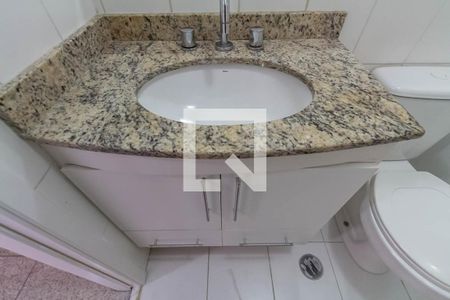 Apartamento para alugar com 92m², 2 quartos e 2 vagas Apartamento para alugar com 92m², 2 quartos e 2 vagasBanheiro da suíte