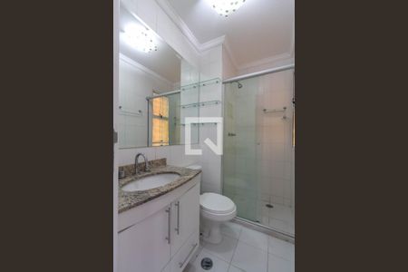 Apartamento para alugar com 92m², 2 quartos e 2 vagas Apartamento para alugar com 92m², 2 quartos e 2 vagasBanheiro da suíte