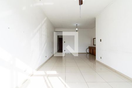 Apartamento para alugar com 113m², 3 quartos e sem vagaSala