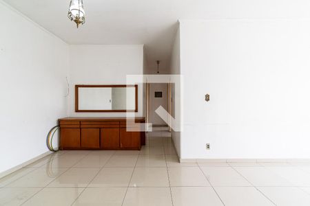 Apartamento para alugar com 113m², 3 quartos e sem vagaSala