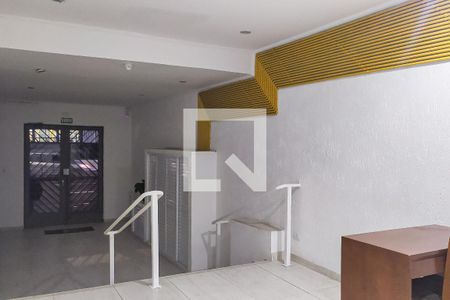 Apartamento para alugar com 113m², 3 quartos e sem vagaHall