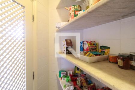 Apartamento à venda com 185m², 3 quartos e 3 vagasDespensa