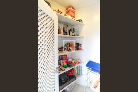 Apartamento à venda com 185m², 3 quartos e 3 vagasDespensa