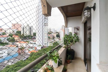 Apartamento à venda com 185m², 3 quartos e 3 vagasVaranda da cozinha