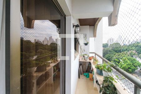 Apartamento à venda com 185m², 3 quartos e 3 vagasVaranda da cozinha