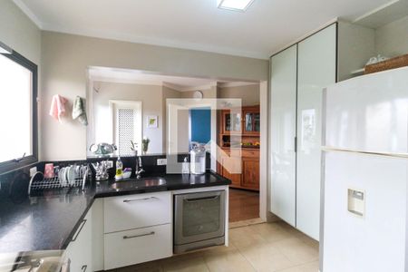 Apartamento à venda com 185m², 3 quartos e 3 vagasCozinha