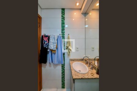 Apartamento à venda com 140m², 3 quartos e 2 vagasBanheiro Social