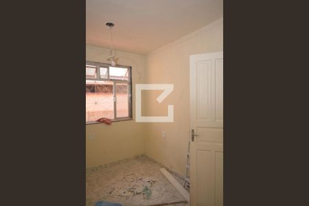 Quarto de casa à venda com 1 quarto, 55m² em Irajá, Rio de Janeiro