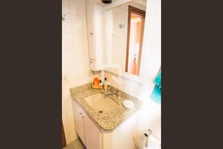 Apartamento à venda com 108m², 3 quartos e 2 vagasBanheiro Social