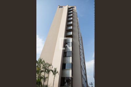 Apartamento à venda com 108m², 3 quartos e 2 vagasFachada