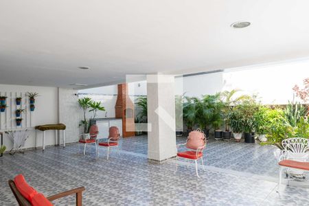 Apartamento à venda com 95m², 2 quartos e 1 vaga Apartamento à venda com 95m², 2 quartos e 1 vagaÁrea comum - Churrasqueira