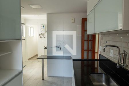 Apartamento à venda com 95m², 2 quartos e 1 vaga Apartamento à venda com 95m², 2 quartos e 1 vagaCozinha
