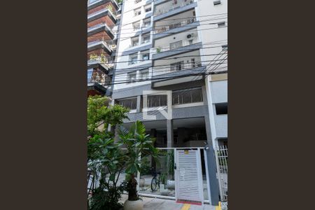 Apartamento à venda com 95m², 2 quartos e 1 vaga Apartamento à venda com 95m², 2 quartos e 1 vagaFachada