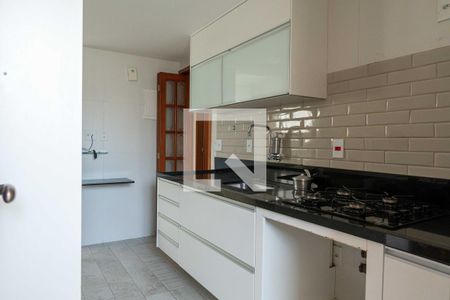 Apartamento à venda com 95m², 2 quartos e 1 vaga Apartamento à venda com 95m², 2 quartos e 1 vagaCozinha