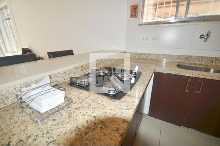 Cozinha de casa à venda com 2 quartos, 114m² em Santa Rosa, Niterói