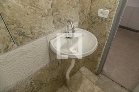 Studio para alugar com 35m², 1 quarto e sem vaga Studio para alugar com 35m², 1 quarto e sem vagaBanheiro