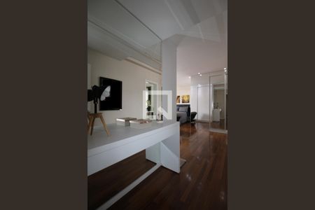 Apartamento à venda com 247m², 3 quartos e 4 vagasQuarto 3 (suíte)