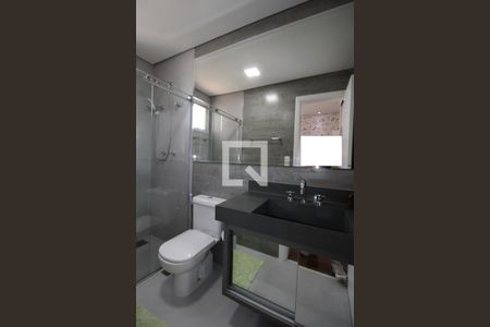 Apartamento à venda com 247m², 3 quartos e 4 vagasBanheiro do Quarto 2 (suíte)