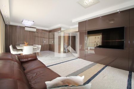 Sala de apartamento à venda com 3 quartos, 247m² em Cambuí, Campinas