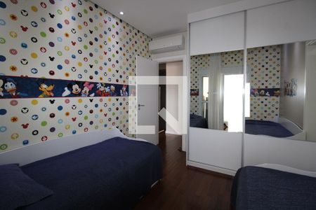 Apartamento à venda com 247m², 3 quartos e 4 vagasQuarto 1 (suíte)