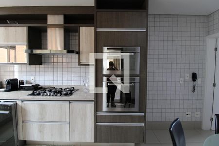 Apartamento à venda com 247m², 3 quartos e 4 vagasCozinha