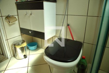 Casa à venda com 180m², 6 quartos e 3 vagasBanheiro da Suíte 