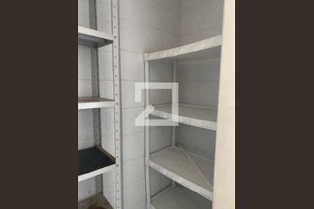 Apartamento para alugar com 171m², 3 quartos e 2 vagas Apartamento para alugar com 171m², 3 quartos e 2 vagasÁrea de Serviço