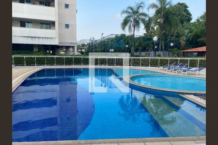 Apartamento para alugar com 171m², 3 quartos e 2 vagas Apartamento para alugar com 171m², 3 quartos e 2 vagasÁrea comum - Piscina