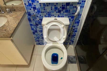 Apartamento para alugar com 171m², 3 quartos e 2 vagas Apartamento para alugar com 171m², 3 quartos e 2 vagasBanheiro da Suíte