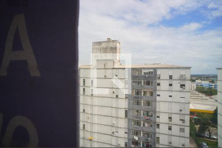 Sala - Vista de apartamento à venda com 2 quartos, 48m² em Humaitá, Porto Alegre