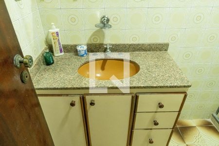 Casa à venda com 160m², 4 quartos e sem vaga Casa à venda com 160m², 4 quartos e sem vagaBanheiro 1