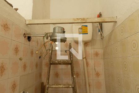 Casa à venda com 160m², 4 quartos e sem vaga Casa à venda com 160m², 4 quartos e sem vagaBanheiro de Serviço