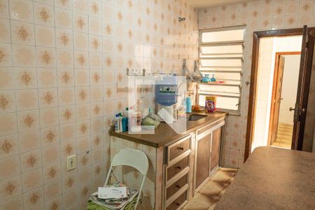 Casa à venda com 160m², 4 quartos e sem vaga Casa à venda com 160m², 4 quartos e sem vagaCozinha