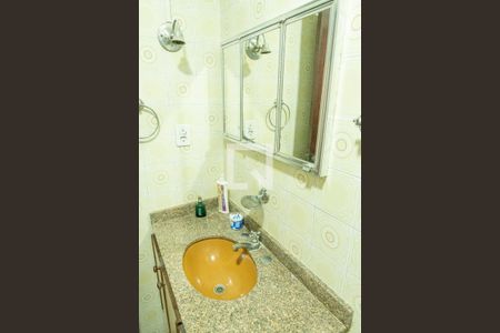 Casa à venda com 160m², 4 quartos e sem vaga Casa à venda com 160m², 4 quartos e sem vagaBanheiro 1