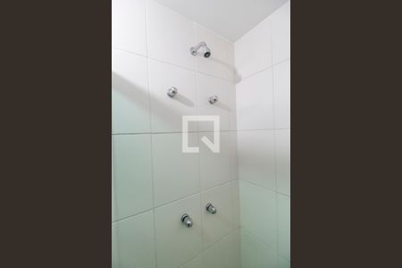 Apartamento para alugar com 66m², 2 quartos e 1 vagaDetalhe banheiro