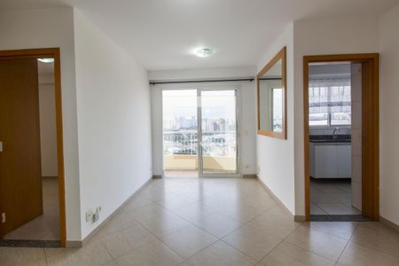 Sala de TV de apartamento para alugar com 2 quartos, 66m² em Vila Boa Vista, Barueri