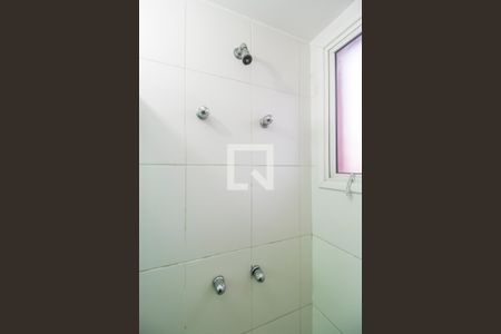 Apartamento para alugar com 66m², 2 quartos e 1 vagaDetalhe do Banheiro da Suite