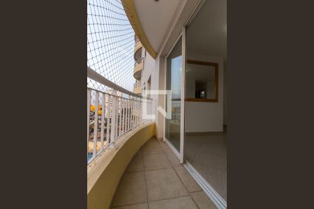 Apartamento para alugar com 66m², 2 quartos e 1 vagaSacada