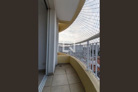 Apartamento para alugar com 66m², 2 quartos e 1 vagaSacada