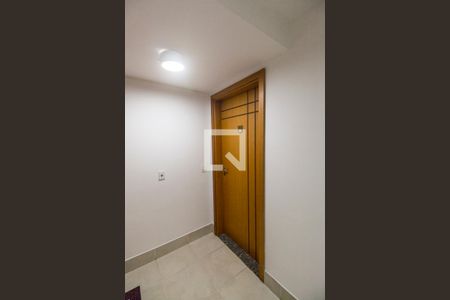 Entrada de apartamento para alugar com 2 quartos, 66m² em Vila Boa Vista, Barueri