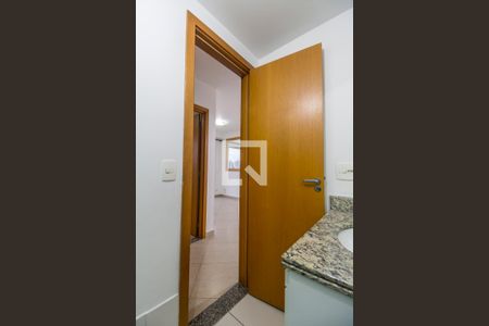 Apartamento para alugar com 66m², 2 quartos e 1 vagaBanheiro