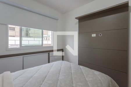 Quarto de apartamento para alugar com 1 quarto, 43m² em Tarumã, Curitiba
