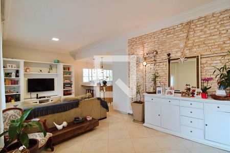 Sala de casa à venda com 4 quartos, 220m² em Jardim Londrina, São Paulo